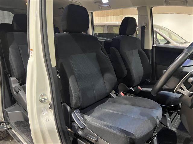 デリカD:5 D パワーパッケージ 4WD 純正8インチナビ 両側パワースライドドア 禁煙車 バックカメラ フルセグTV Bluetooth スマートキー クルーズコントロール 電動格納ミラー ETC 横滑り防止装置(8枚目)