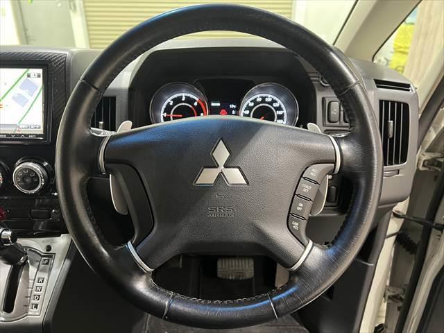 デリカD:5 D パワーパッケージ 4WD 純正8インチナビ 両側パワースライドドア 禁煙車 バックカメラ フルセグTV Bluetooth スマートキー クルーズコントロール 電動格納ミラー ETC 横滑り防止装置(12枚目)