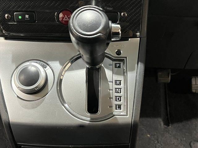 デリカD:5 D パワーパッケージ 4WD 純正8インチナビ 両側パワースライドドア 禁煙車 バックカメラ フルセグTV Bluetooth スマートキー クルーズコントロール 電動格納ミラー ETC 横滑り防止装置(39枚目)