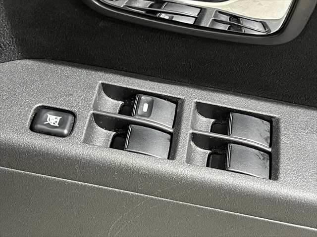 デリカD:5 D パワーパッケージ 4WD 純正8インチナビ 両側パワースライドドア 禁煙車 バックカメラ フルセグTV Bluetooth スマートキー クルーズコントロール 電動格納ミラー ETC 横滑り防止装置(47枚目)