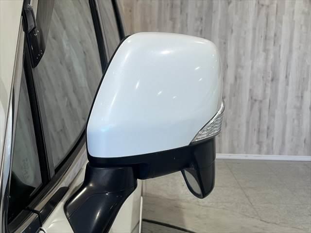 エルグランド ２５０ハイウェイスターＳ　アーバンクロム　純正ＳＤナビ　両側パワースライドドア　バックカメラ　ＬＥＤヘッドライト　禁煙車　スマートキー　純正エアロ　クルーズコントロール　オットマン　電動格納ミラー　ＥＴＣ（26枚目）