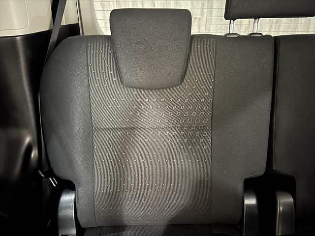 ヴォクシー ハイブリッドV アルパイン9インチナビ フリップダウンモニター 禁煙車 クルーズコントロール シートヒーター フルセグTV Bluetooth バックカメラ 両側パワースライドドア LEDヘッドライト スマートキー(60枚目)