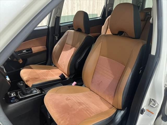 エクシーガクロスオーバー７ ２．５ｉアイサイト　メモリーナビ　後席フリップダウンモニター　バックカメラ　フルセグＴＶ　ＨＩＤヘッドライト　本革シート　禁煙車　パワーシート　Ｂｌｕｅｔｏｏｔｈ　ＥＴＣ　障害物センサー（32枚目）