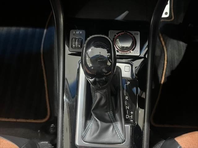 エクシーガクロスオーバー７ ２．５ｉアイサイト　メモリーナビ　後席フリップダウンモニター　バックカメラ　フルセグＴＶ　ＨＩＤヘッドライト　本革シート　禁煙車　パワーシート　Ｂｌｕｅｔｏｏｔｈ　ＥＴＣ　障害物センサー（35枚目）