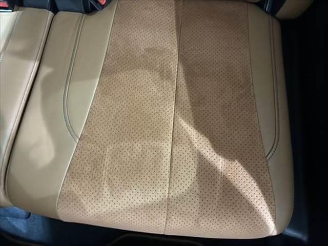 エクシーガクロスオーバー７ ２．５ｉアイサイト　メモリーナビ　後席フリップダウンモニター　バックカメラ　フルセグＴＶ　ＨＩＤヘッドライト　本革シート　禁煙車　パワーシート　Ｂｌｕｅｔｏｏｔｈ　ＥＴＣ　障害物センサー（70枚目）