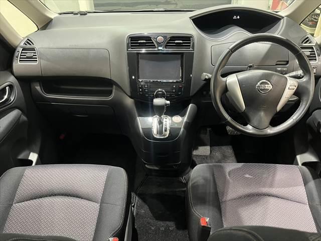 セレナ ハイウェイスター　Ｓ－ハイブリッド　エアロモード　アルパイン製ナビ　後席モニター　クルコン（3枚目）