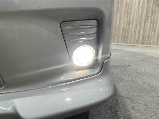 セレナ ハイウェイスター　Ｓ－ハイブリッド　エアロモード　アルパイン製ナビ　後席モニター　クルコン（15枚目）