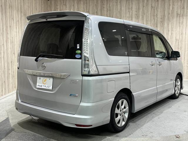 セレナ ハイウェイスター　Ｓ－ハイブリッド　エアロモード　アルパイン製ナビ　後席モニター　クルコン（20枚目）