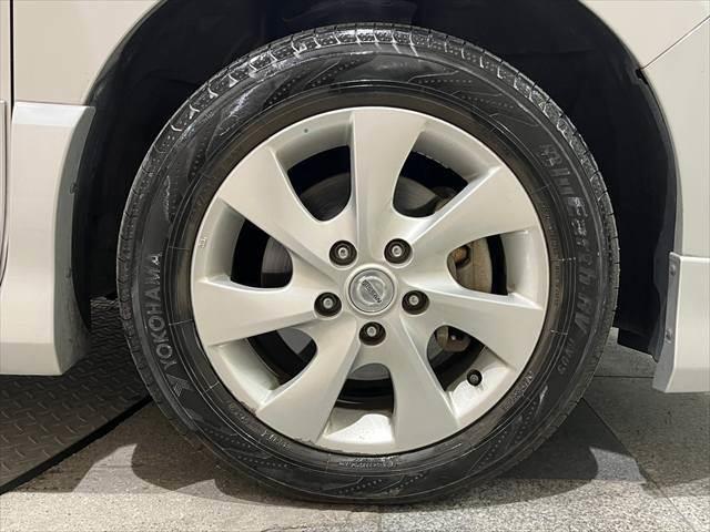 セレナ ハイウェイスター　Ｓ－ハイブリッド　エアロモード　アルパイン製ナビ　後席モニター　クルコン（31枚目）