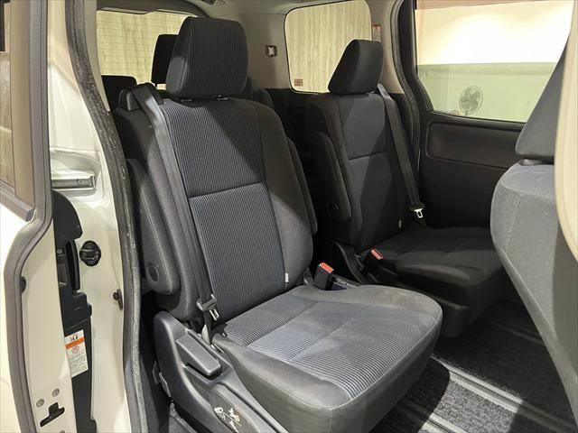 ☆運転席側２列目