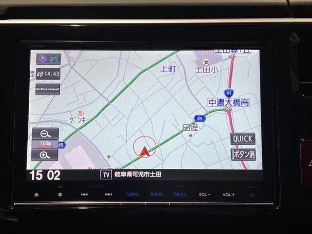 ステップワゴンスパーダ スパーダハイブリッド　Ｇ・ＥＸ　ホンダセンシング　純正９インチナビ　レーダークルーズコントロール　バックカメラ　フルセグＴＶ　Ｂｌｕｅｔｏｏｔｈ　両側パワースライドドア　シートヒーター　ＬＥＤヘッドライト　スマートキー　衝突軽減ブレーキ（4枚目）