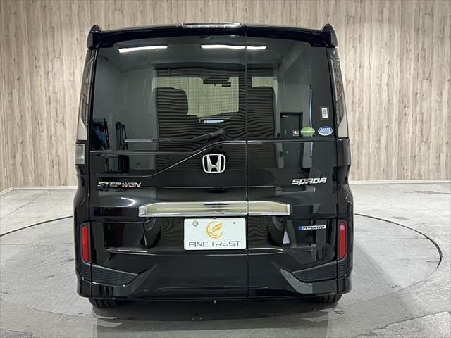 ステップワゴンスパーダ スパーダハイブリッド　Ｇ・ＥＸ　ホンダセンシング　純正９インチナビ　レーダークルーズコントロール　バックカメラ　フルセグＴＶ　Ｂｌｕｅｔｏｏｔｈ　両側パワースライドドア　シートヒーター　ＬＥＤヘッドライト　スマートキー　衝突軽減ブレーキ（21枚目）