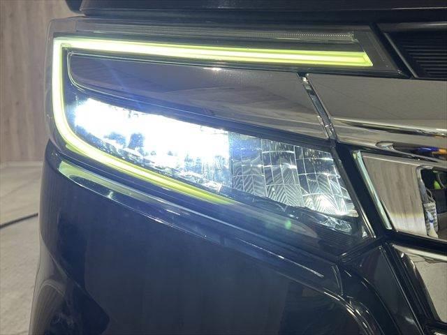 ステップワゴンスパーダ スパーダハイブリッド　Ｇ・ＥＸ　ホンダセンシング　純正９インチナビ　レーダークルーズコントロール　バックカメラ　フルセグＴＶ　Ｂｌｕｅｔｏｏｔｈ　両側パワースライドドア　シートヒーター　ＬＥＤヘッドライト　スマートキー　衝突軽減ブレーキ（33枚目）