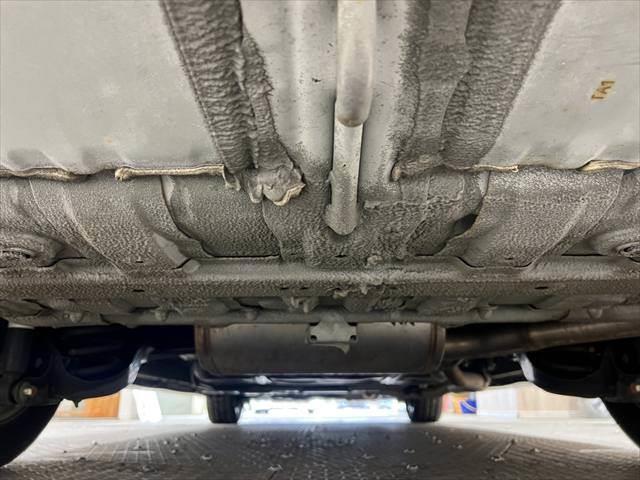 ステップワゴンスパーダ スパーダハイブリッド　Ｇ・ＥＸ　ホンダセンシング　純正９インチナビ　レーダークルーズコントロール　バックカメラ　フルセグＴＶ　Ｂｌｕｅｔｏｏｔｈ　両側パワースライドドア　シートヒーター　ＬＥＤヘッドライト　スマートキー　衝突軽減ブレーキ（36枚目）