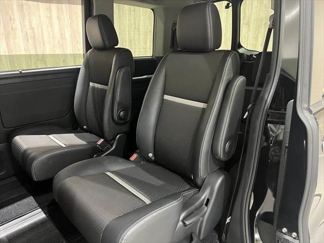 ステップワゴンスパーダ スパーダハイブリッド　Ｇ・ＥＸ　ホンダセンシング　純正９インチナビ　レーダークルーズコントロール　バックカメラ　フルセグＴＶ　Ｂｌｕｅｔｏｏｔｈ　両側パワースライドドア　シートヒーター　ＬＥＤヘッドライト　スマートキー　衝突軽減ブレーキ（38枚目）