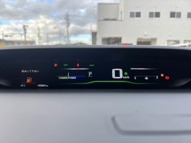 ステップワゴンスパーダ スパーダハイブリッド　Ｇ・ＥＸ　ホンダセンシング　純正９インチナビ　レーダークルーズコントロール　バックカメラ　フルセグＴＶ　Ｂｌｕｅｔｏｏｔｈ　両側パワースライドドア　シートヒーター　ＬＥＤヘッドライト　スマートキー　衝突軽減ブレーキ（51枚目）