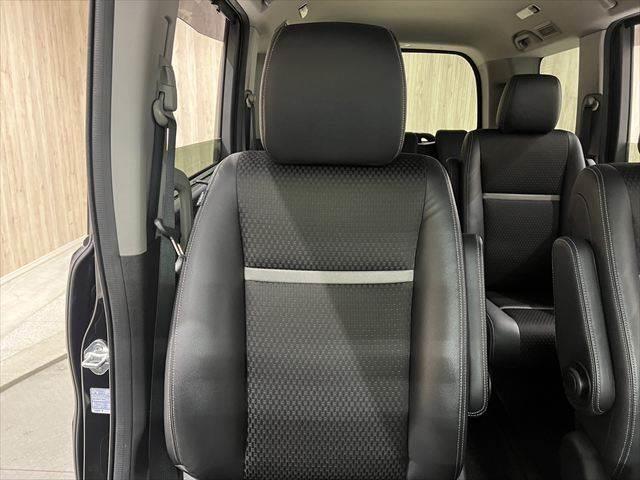 ステップワゴンスパーダ スパーダハイブリッド　Ｇ・ＥＸ　ホンダセンシング　純正９インチナビ　レーダークルーズコントロール　バックカメラ　フルセグＴＶ　Ｂｌｕｅｔｏｏｔｈ　両側パワースライドドア　シートヒーター　ＬＥＤヘッドライト　スマートキー　衝突軽減ブレーキ（56枚目）