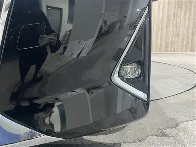 アルファード Ｘ　８人乗り　サンルーフ　純正９インチＳＤナビ　禁煙車　レーダークルーズコントロール　両側パワースライドドア　ＥＴＣ２．０　フルセグ　衝突軽減ブレーキ　クリアランスソナー　ＬＥＤヘッド　Ｂｌｕｅｔｏｏｔｈ　Ｂカメラ（27枚目）