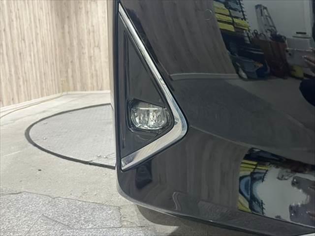 アルファード Ｘ　８人乗り　サンルーフ　純正９インチＳＤナビ　禁煙車　レーダークルーズコントロール　両側パワースライドドア　ＥＴＣ２．０　フルセグ　衝突軽減ブレーキ　クリアランスソナー　ＬＥＤヘッド　Ｂｌｕｅｔｏｏｔｈ　Ｂカメラ（28枚目）