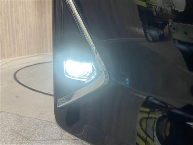 アルファード Ｘ　８人乗り　サンルーフ　純正９インチＳＤナビ　禁煙車　レーダークルーズコントロール　両側パワースライドドア　ＥＴＣ２．０　フルセグ　衝突軽減ブレーキ　クリアランスソナー　ＬＥＤヘッド　Ｂｌｕｅｔｏｏｔｈ　Ｂカメラ（35枚目）