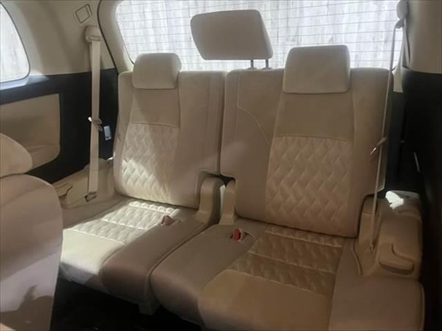 アルファード Ｘ　８人乗り　サンルーフ　純正９インチＳＤナビ　禁煙車　レーダークルーズコントロール　両側パワースライドドア　ＥＴＣ２．０　フルセグ　衝突軽減ブレーキ　クリアランスソナー　ＬＥＤヘッド　Ｂｌｕｅｔｏｏｔｈ　Ｂカメラ（40枚目）