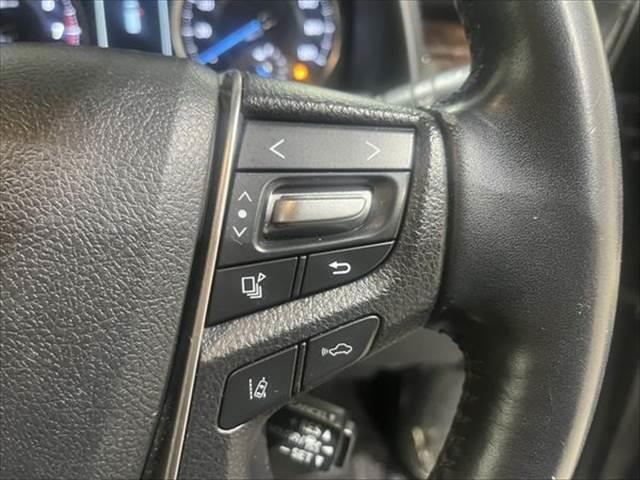 アルファード Ｘ　８人乗り　サンルーフ　純正９インチＳＤナビ　禁煙車　レーダークルーズコントロール　両側パワースライドドア　ＥＴＣ２．０　フルセグ　衝突軽減ブレーキ　クリアランスソナー　ＬＥＤヘッド　Ｂｌｕｅｔｏｏｔｈ　Ｂカメラ（45枚目）