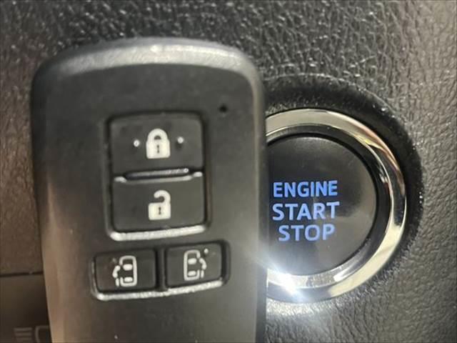 アルファード Ｘ　８人乗り　サンルーフ　純正９インチＳＤナビ　禁煙車　レーダークルーズコントロール　両側パワースライドドア　ＥＴＣ２．０　フルセグ　衝突軽減ブレーキ　クリアランスソナー　ＬＥＤヘッド　Ｂｌｕｅｔｏｏｔｈ　Ｂカメラ（50枚目）