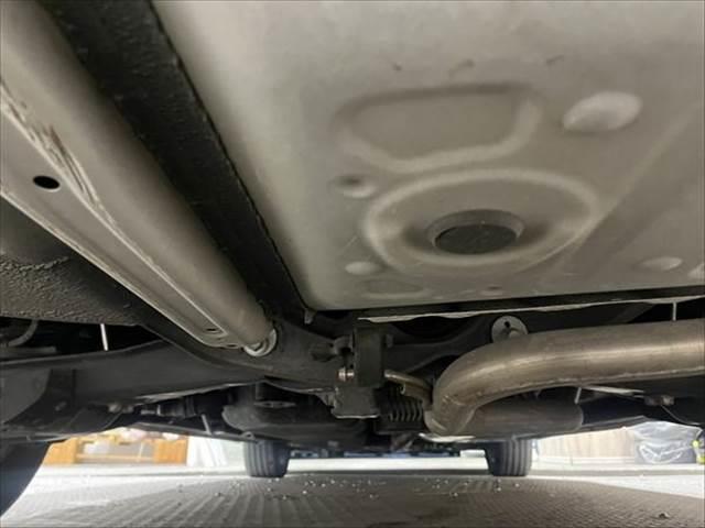 アルファードハイブリッド ＳＲ　４ＷＤ　純正ＳＤナビ　禁煙車　クルーズコントロール　パワーシート　両側パワースライドドア　バックカメラ　フルセグ　Ｂｌｕｅｔｏｏｔｈ　クリアランスソナー　ハーフレザー　オットマン　電動リアゲート（34枚目）