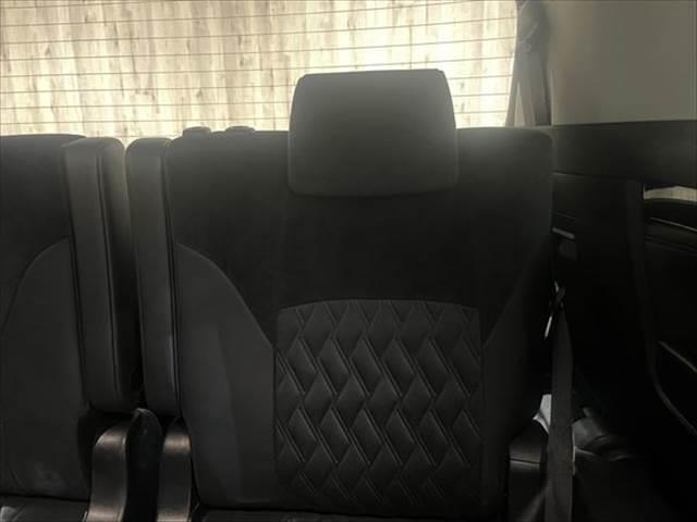 アルファードハイブリッド ＳＲ　４ＷＤ　純正ＳＤナビ　禁煙車　クルーズコントロール　パワーシート　両側パワースライドドア　バックカメラ　フルセグ　Ｂｌｕｅｔｏｏｔｈ　クリアランスソナー　ハーフレザー　オットマン　電動リアゲート（70枚目）