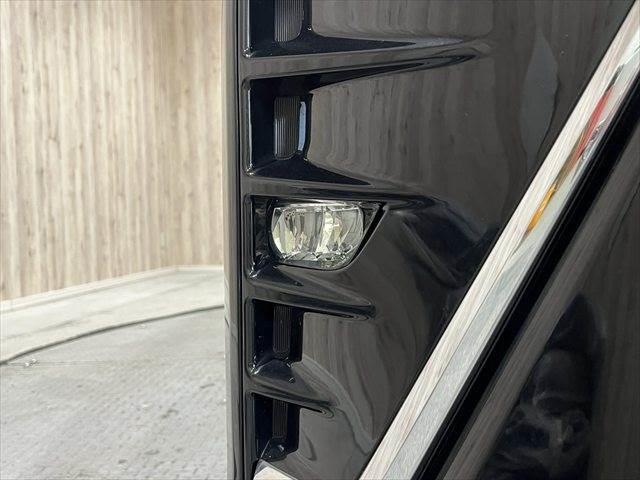 ヴォクシー ハイブリッドＺＳ　メーカー純正１０インチナビ　フリップダウンモニター　禁煙車　両側パワースライドドア　シートヒーター　クルーズコントロール　フルセグＴＶ　Ｂｌｕｅｔｏｏｔｈ　バックカメラ　ＬＥＤヘッドライト（26枚目）