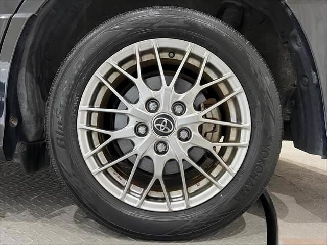 ヴォクシー ハイブリッドＺＳ　メーカー純正１０インチナビ　フリップダウンモニター　禁煙車　両側パワースライドドア　シートヒーター　クルーズコントロール　フルセグＴＶ　Ｂｌｕｅｔｏｏｔｈ　バックカメラ　ＬＥＤヘッドライト（30枚目）