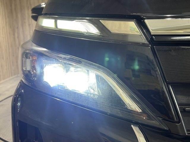 ヴォクシー ハイブリッドＺＳ　メーカー純正１０インチナビ　フリップダウンモニター　禁煙車　両側パワースライドドア　シートヒーター　クルーズコントロール　フルセグＴＶ　Ｂｌｕｅｔｏｏｔｈ　バックカメラ　ＬＥＤヘッドライト（33枚目）