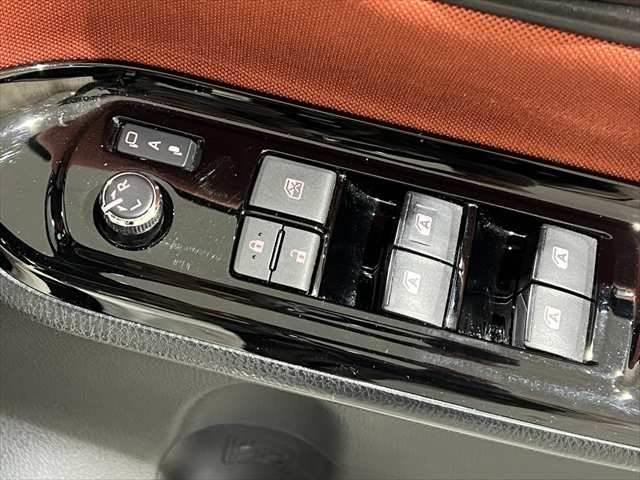 ヴォクシー ハイブリッドＺＳ　メーカー純正１０インチナビ　フリップダウンモニター　禁煙車　両側パワースライドドア　シートヒーター　クルーズコントロール　フルセグＴＶ　Ｂｌｕｅｔｏｏｔｈ　バックカメラ　ＬＥＤヘッドライト（46枚目）