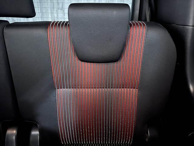 ヴォクシー ハイブリッドＺＳ　メーカー純正１０インチナビ　フリップダウンモニター　禁煙車　両側パワースライドドア　シートヒーター　クルーズコントロール　フルセグＴＶ　Ｂｌｕｅｔｏｏｔｈ　バックカメラ　ＬＥＤヘッドライト（66枚目）