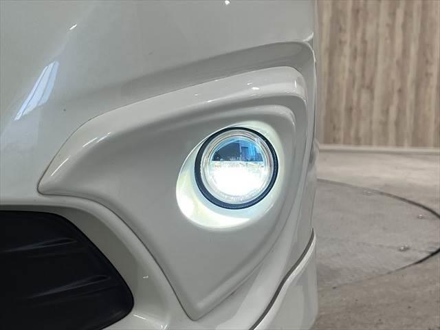 フリードハイブリッド ハイブリッド・ＥＸ　純正ＳＤナビ　純正フリップダウンモニター　ホンダセンシング　ハーフレザーシート　両側パワースライドドア　シートヒーター　レーダークルーズコントロール　衝突軽減ブレーキ　ＬＥＤヘッドライト　禁煙車（13枚目）