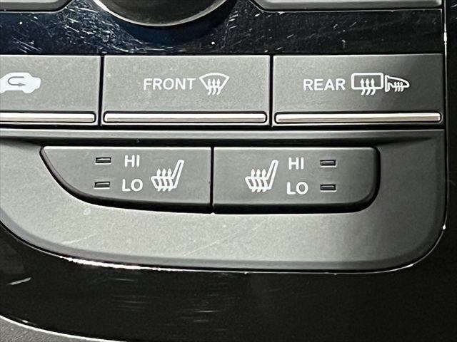 フリードハイブリッド ハイブリッド・ＥＸ　純正ＳＤナビ　純正フリップダウンモニター　ホンダセンシング　ハーフレザーシート　両側パワースライドドア　シートヒーター　レーダークルーズコントロール　衝突軽減ブレーキ　ＬＥＤヘッドライト　禁煙車（40枚目）