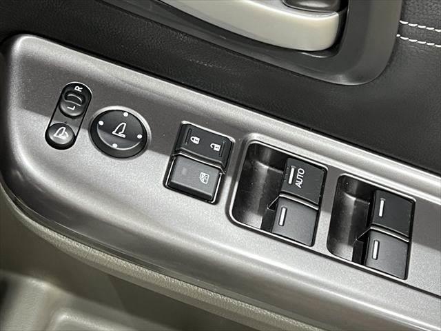 フリードハイブリッド ハイブリッド・ＥＸ　純正ＳＤナビ　純正フリップダウンモニター　ホンダセンシング　ハーフレザーシート　両側パワースライドドア　シートヒーター　レーダークルーズコントロール　衝突軽減ブレーキ　ＬＥＤヘッドライト　禁煙車（44枚目）