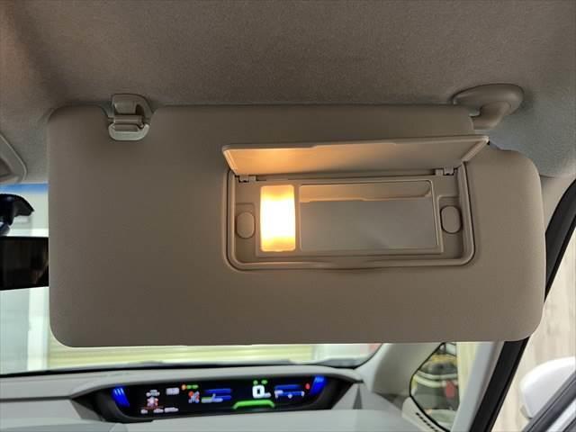 フリードハイブリッド ハイブリッド・ＥＸ　純正ＳＤナビ　純正フリップダウンモニター　ホンダセンシング　ハーフレザーシート　両側パワースライドドア　シートヒーター　レーダークルーズコントロール　衝突軽減ブレーキ　ＬＥＤヘッドライト　禁煙車（47枚目）