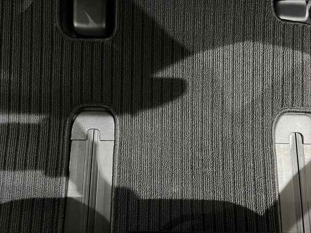 フリードハイブリッド ハイブリッド・ＥＸ　純正ＳＤナビ　純正フリップダウンモニター　ホンダセンシング　ハーフレザーシート　両側パワースライドドア　シートヒーター　レーダークルーズコントロール　衝突軽減ブレーキ　ＬＥＤヘッドライト　禁煙車（53枚目）