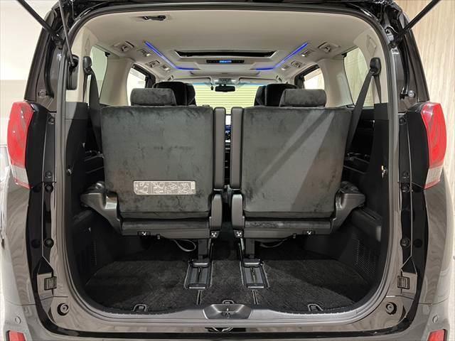 アルファード ２．５Ｓ　Ｃパッケージ　サンルーフ　１０インチメモリーナビ　禁煙車　レーダークルーズコントロール　両側パワースライドドア　電動リアゲート　フルセグＴＶ　バックカメラ　ＬＥＤヘッドライト　ハーフレザーシート　衝突軽減ブレーキ（14枚目）