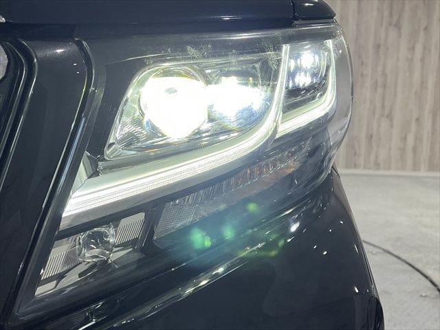 アルファード ２．５Ｓ　Ｃパッケージ　サンルーフ　１０インチメモリーナビ　禁煙車　レーダークルーズコントロール　両側パワースライドドア　電動リアゲート　フルセグＴＶ　バックカメラ　ＬＥＤヘッドライト　ハーフレザーシート　衝突軽減ブレーキ（16枚目）