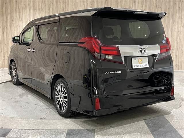 アルファード ２．５Ｓ　Ｃパッケージ　サンルーフ　１０インチメモリーナビ　禁煙車　レーダークルーズコントロール　両側パワースライドドア　電動リアゲート　フルセグＴＶ　バックカメラ　ＬＥＤヘッドライト　ハーフレザーシート　衝突軽減ブレーキ（24枚目）