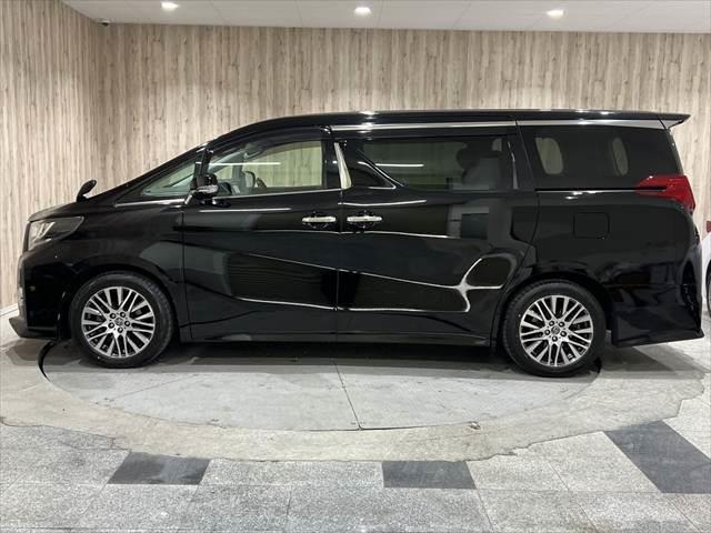 アルファード ２．５Ｓ　Ｃパッケージ　サンルーフ　１０インチメモリーナビ　禁煙車　レーダークルーズコントロール　両側パワースライドドア　電動リアゲート　フルセグＴＶ　バックカメラ　ＬＥＤヘッドライト　ハーフレザーシート　衝突軽減ブレーキ（25枚目）