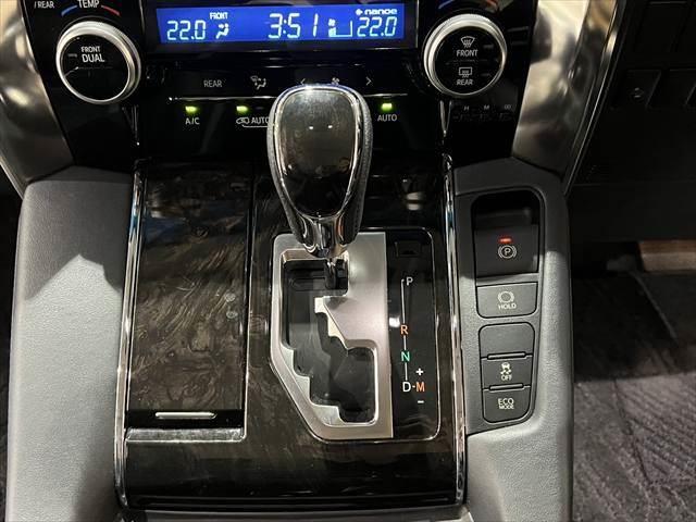 アルファード ２．５Ｓ　Ｃパッケージ　サンルーフ　１０インチメモリーナビ　禁煙車　レーダークルーズコントロール　両側パワースライドドア　電動リアゲート　フルセグＴＶ　バックカメラ　ＬＥＤヘッドライト　ハーフレザーシート　衝突軽減ブレーキ（42枚目）