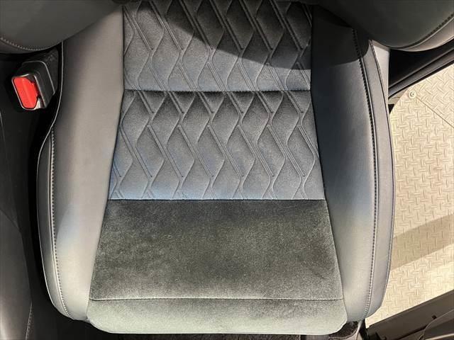 アルファード ２．５Ｓ　Ｃパッケージ　サンルーフ　１０インチメモリーナビ　禁煙車　レーダークルーズコントロール　両側パワースライドドア　電動リアゲート　フルセグＴＶ　バックカメラ　ＬＥＤヘッドライト　ハーフレザーシート　衝突軽減ブレーキ（65枚目）