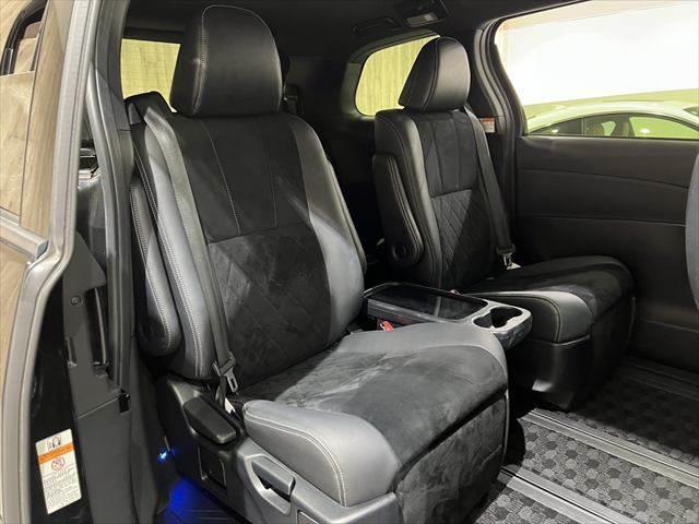 エスティマハイブリッド アエラス　プレミアム－Ｇ　純正１０インチナビ　両側パワースライドドア　モデリスタエアロ　フリップダウンモニター　ＥＴＣ２．０　衝突軽減ブレーキ　障害物センサー　シートヒーター　ハーフレザーシート　パワーシート　パワーバックドア（11枚目）