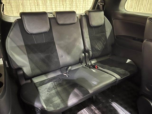 エスティマハイブリッド アエラス　プレミアム－Ｇ　純正１０インチナビ　両側パワースライドドア　モデリスタエアロ　フリップダウンモニター　ＥＴＣ２．０　衝突軽減ブレーキ　障害物センサー　シートヒーター　ハーフレザーシート　パワーシート　パワーバックドア（12枚目）