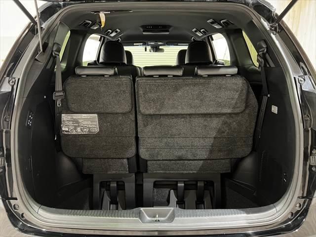 エスティマハイブリッド アエラス　プレミアム－Ｇ　純正１０インチナビ　両側パワースライドドア　モデリスタエアロ　フリップダウンモニター　ＥＴＣ２．０　衝突軽減ブレーキ　障害物センサー　シートヒーター　ハーフレザーシート　パワーシート　パワーバックドア（13枚目）