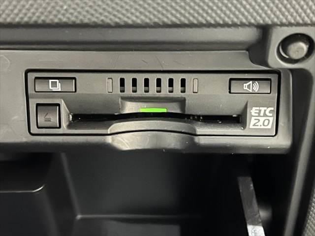 エスティマハイブリッド アエラス　プレミアム－Ｇ　純正１０インチナビ　両側パワースライドドア　モデリスタエアロ　フリップダウンモニター　ＥＴＣ２．０　衝突軽減ブレーキ　障害物センサー　シートヒーター　ハーフレザーシート　パワーシート　パワーバックドア（42枚目）