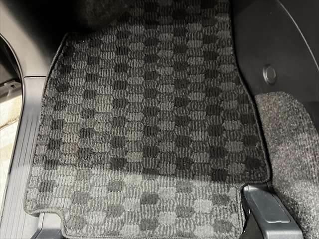 エスティマハイブリッド アエラス　プレミアム－Ｇ　純正１０インチナビ　両側パワースライドドア　モデリスタエアロ　フリップダウンモニター　ＥＴＣ２．０　衝突軽減ブレーキ　障害物センサー　シートヒーター　ハーフレザーシート　パワーシート　パワーバックドア（53枚目）